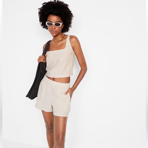 NWT! Sleeveless Linen-Blend Crop Top - Picture 4 of 7